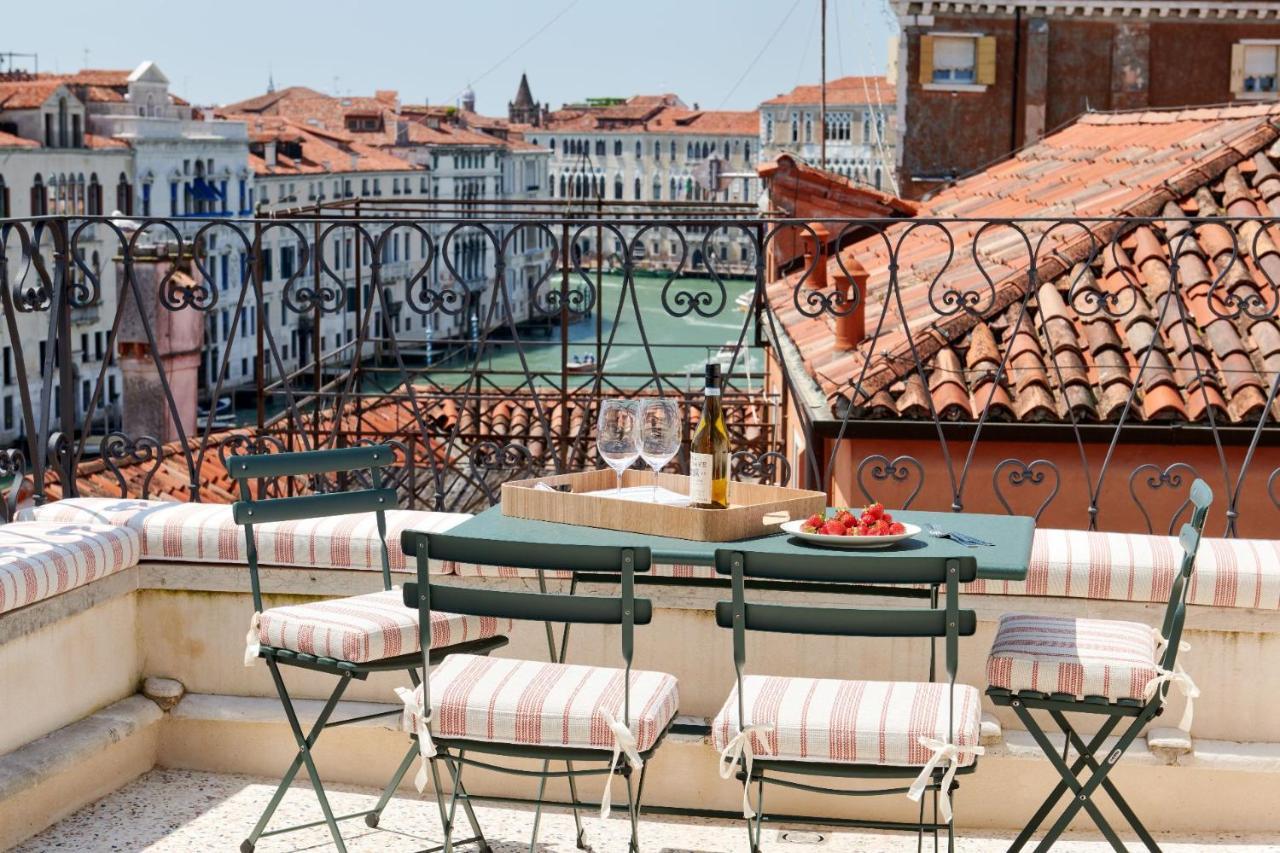 Palazzo Dell'Albero D'Oro Apartment Venice Luaran gambar
