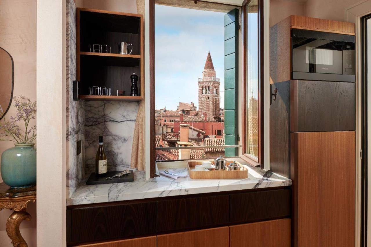 Palazzo Dell'Albero D'Oro Apartment Venice Luaran gambar