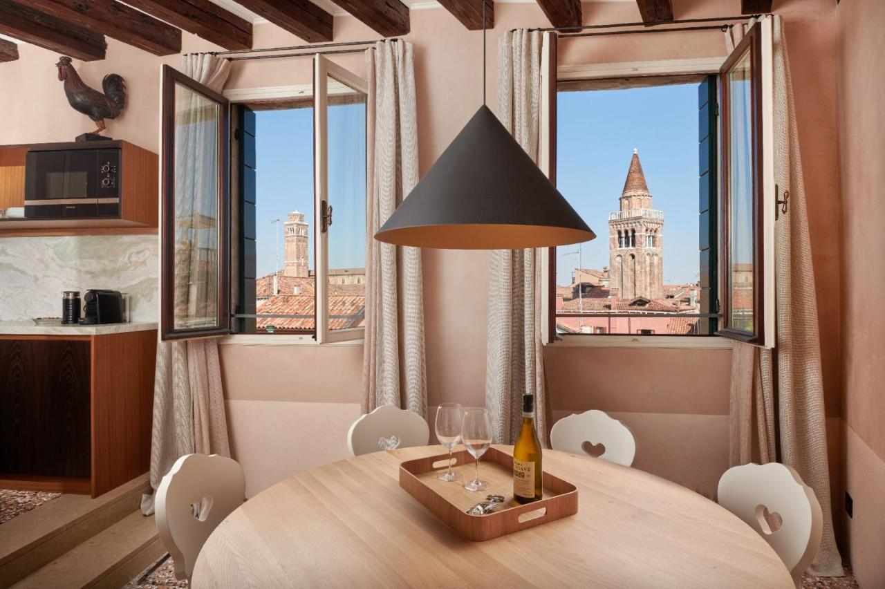 Palazzo Dell'Albero D'Oro Apartment Venice Luaran gambar